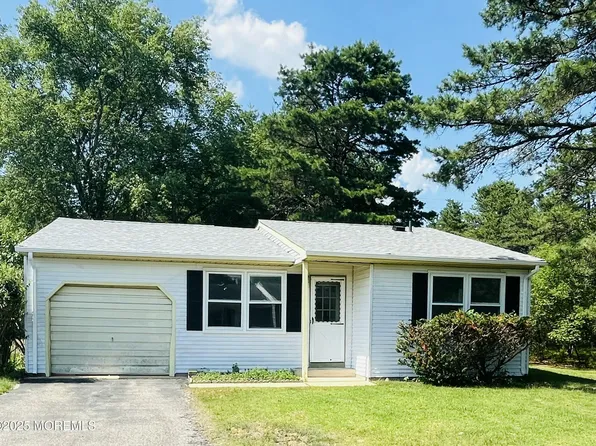 53 Westport Drive, Whiting, NJ 08759