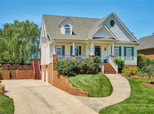 196 Kingsmill Dr, Advance, NC 27006