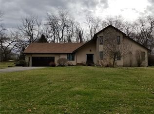 516 N Bird Rd, Springfield, OH 45503