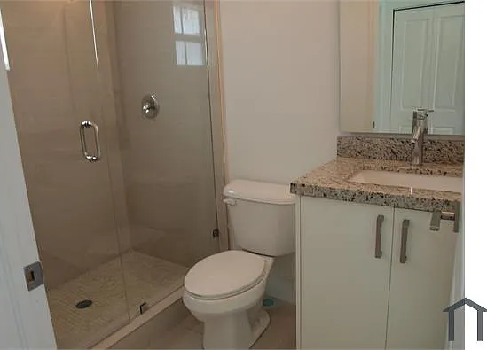 15610 SW 11th Ter — Photo 16