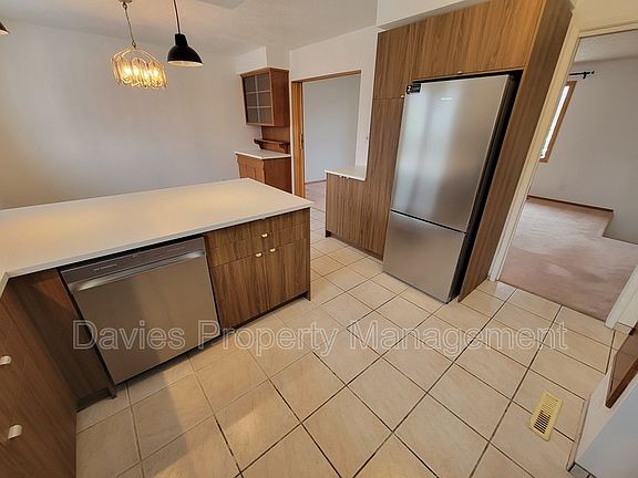 4th image of 11204 48th Ave NW
