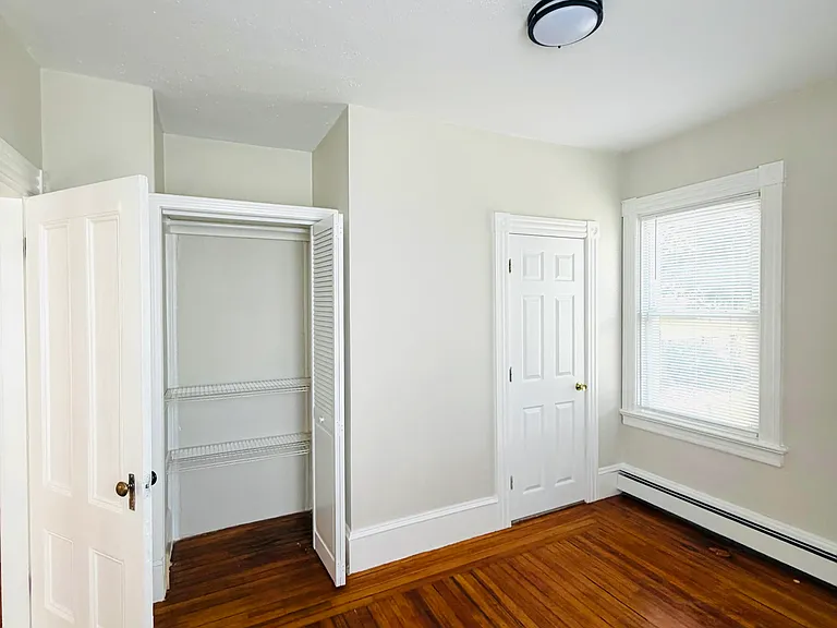 204 Woodbine St #1 — Photo 6