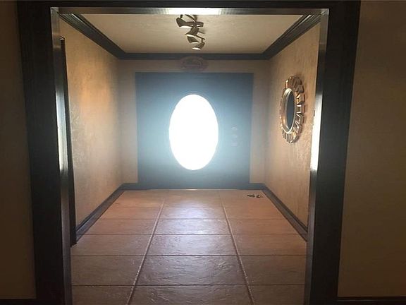 3rd image of 8480 Christie Dr