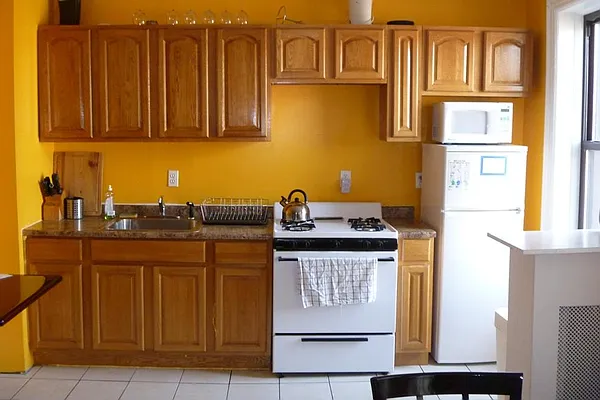 Rented by Corcoran | media 26