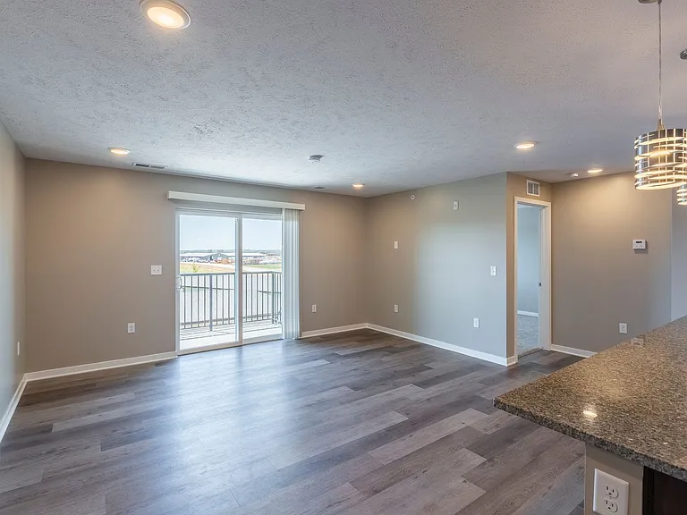 Fremont Commons — Photo 131