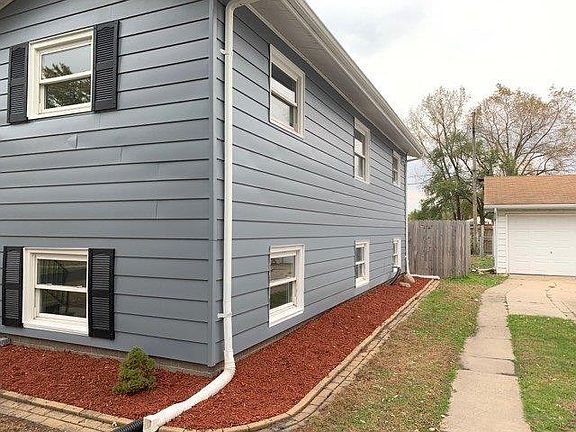4th image of 9547 Farmer Dr