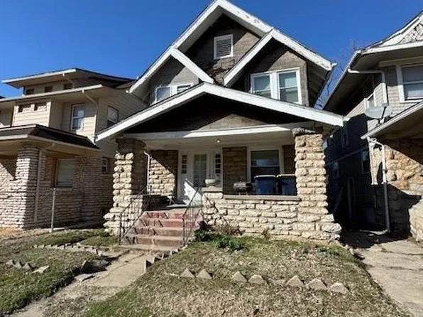 2504 E 42nd St, Kansas City, MO 64130
