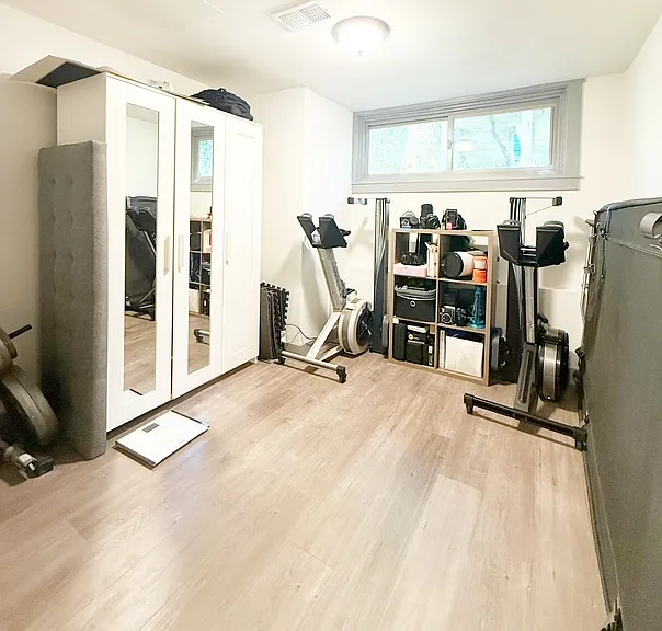 208 S Summit Ave — Photo 38
