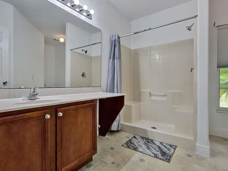 820 Grantham Dr — Photo 29
