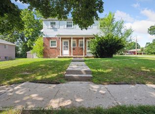 3600-3602 Malibu Dr, Lansing, MI 48911