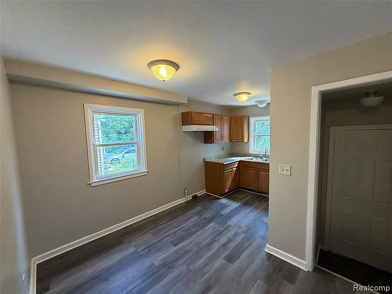 7720 Asbury Park — Photo 3