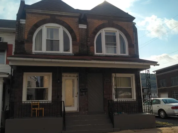 206 6th St, Renovo, PA 17764
