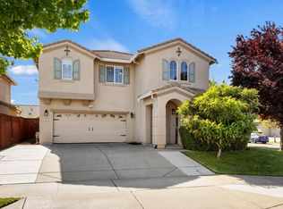 2 Donson Ct, Elk Grove, CA 95758