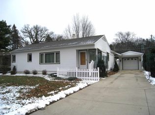 108 Crescent Ave, Decorah, IA 52101