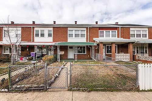 2032 Kelmore Rd Photo 1