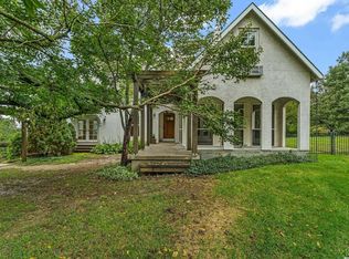 2812 Stratford Rd, Lawrence, KS 66049