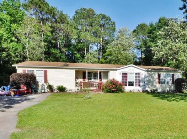 7323 Copenhagen Dr, Panama City, FL 32404