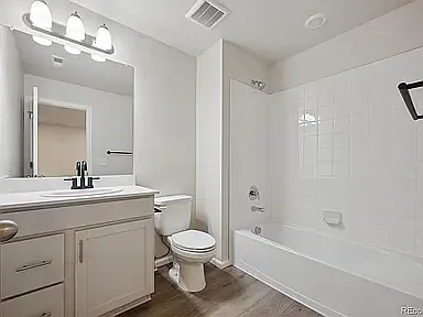 13927 Vispo Way — Photo 6