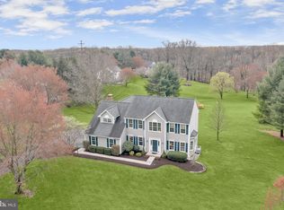 16 Farm Ridge Ct, Baldwin, MD 21013