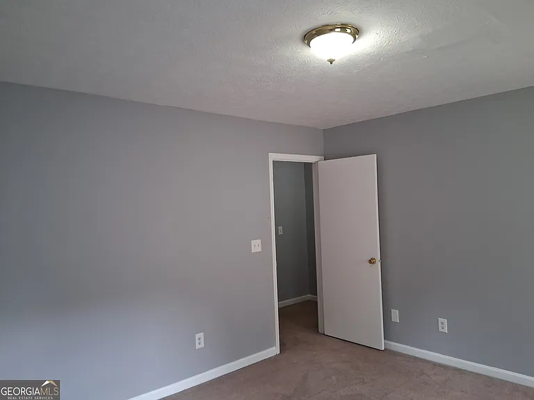 209 E Wilson St #28 — Photo 9