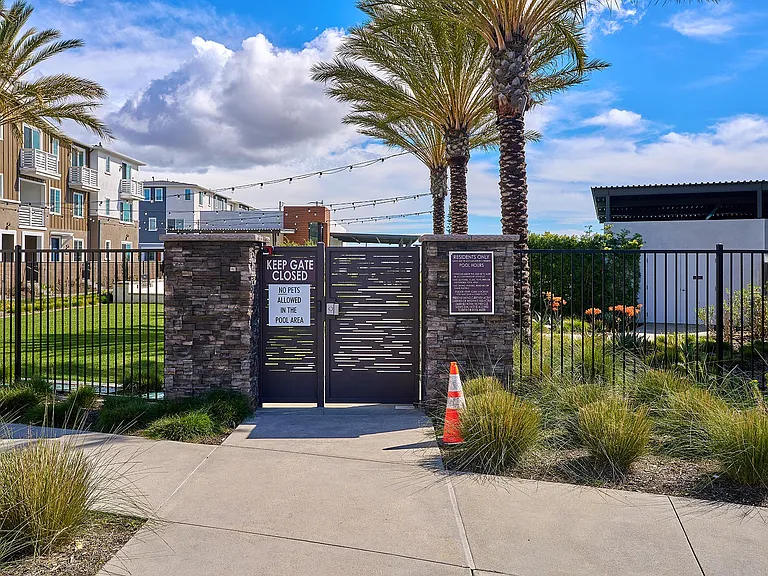 1478 Sea Ln — Photo 22