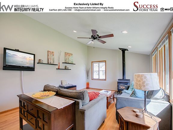 5th image of 6600 Lucia Ln NE