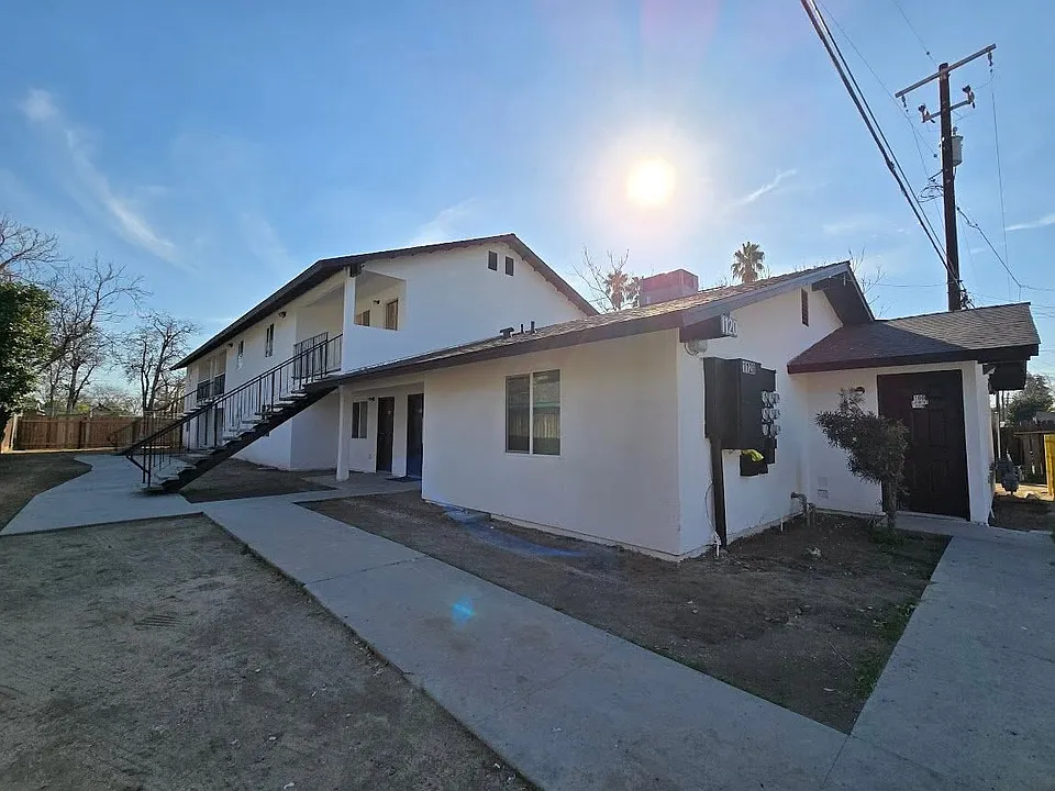 1120 E Fedora Ave #203