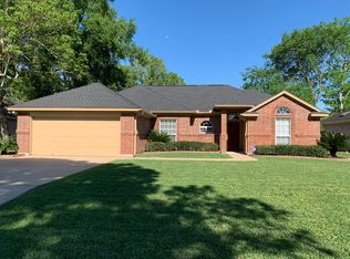 8420 Enchanted Ave, Beaumont, TX 77708