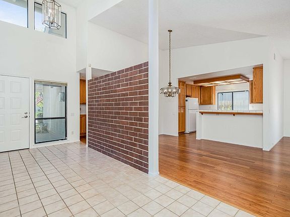 5th image of 3340 Oak Stream Court