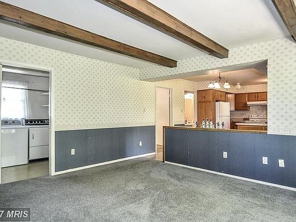 5th image of 13121 Pennypacker Ln