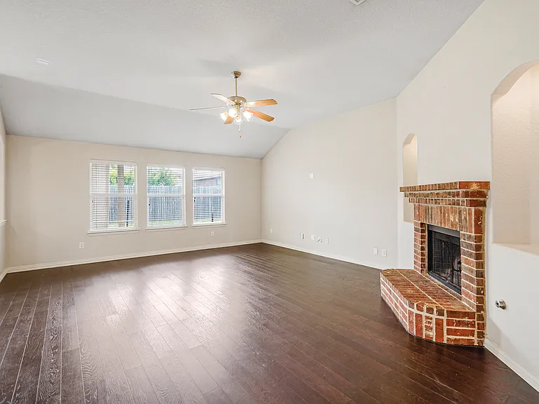 6528 Sierra Madre Dr — Photo 6