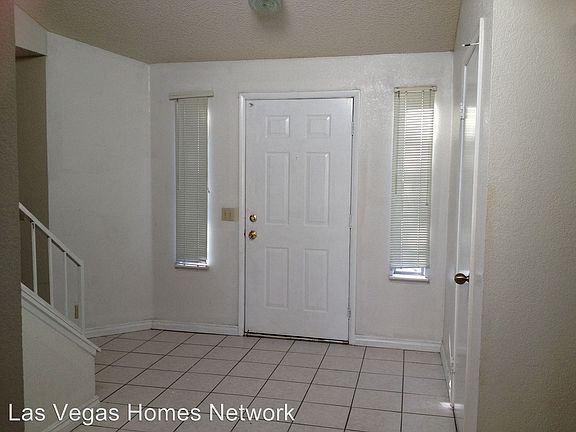 5th image of 4518 Steeplechase Ave