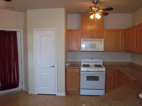 5th image of 5528 Tares Cir