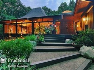 7 Timberline Ln, Riverwoods, IL 60015