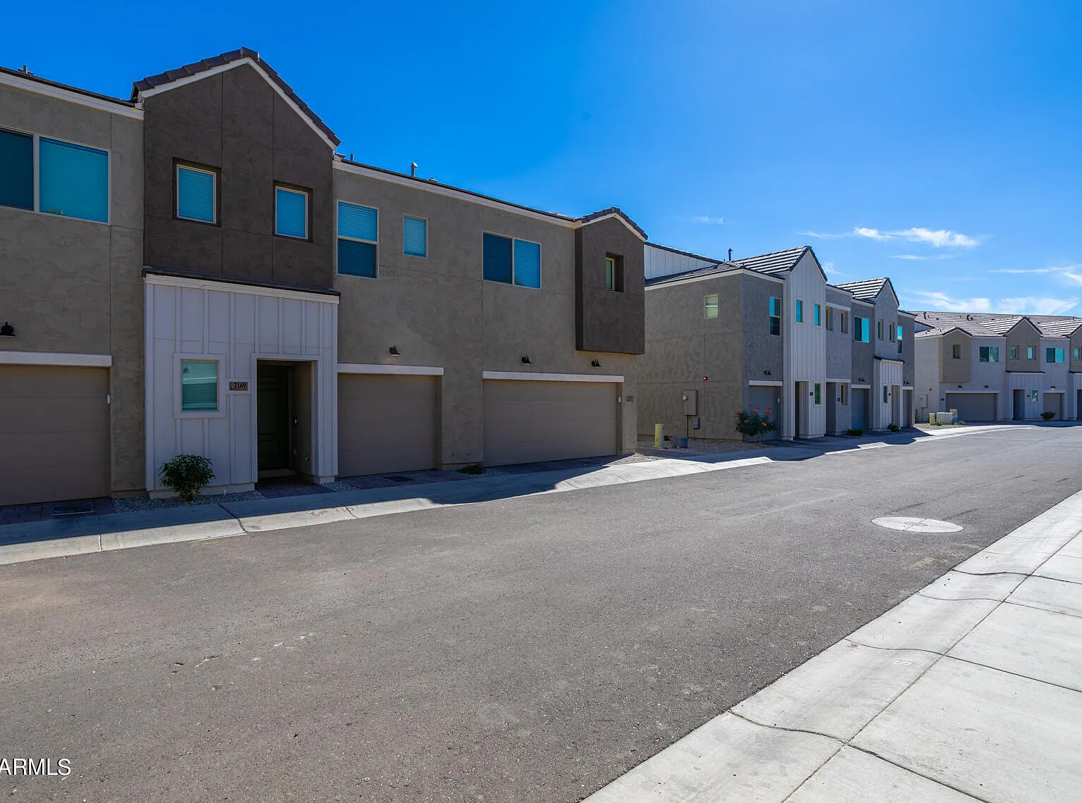 2 bed, 2.5 bath, 1457 sqft, $2,199 — Photo 1