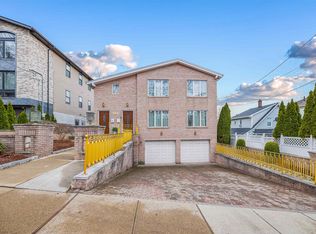 664 Day Ave, Ridgefield, NJ 07657