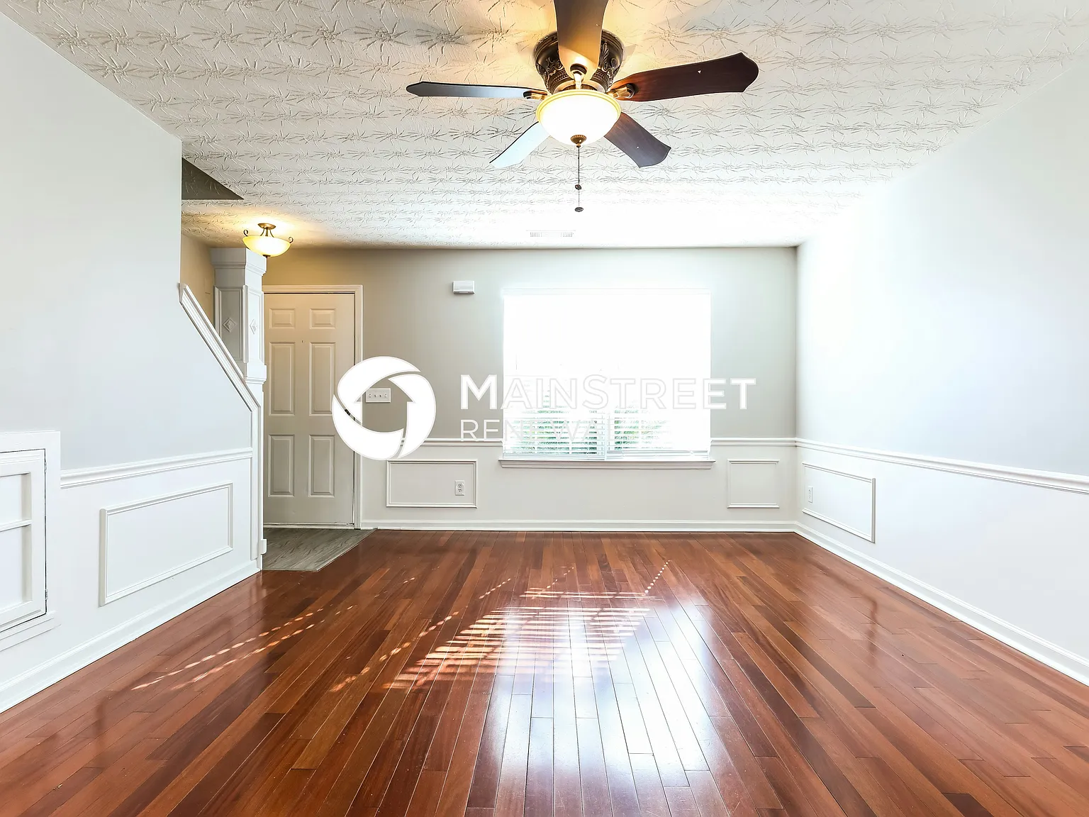 452 Spring Head Ct — Photo 4