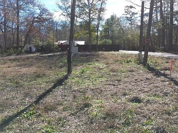 3rd image of 31 & 32 Colyell Bay Dr