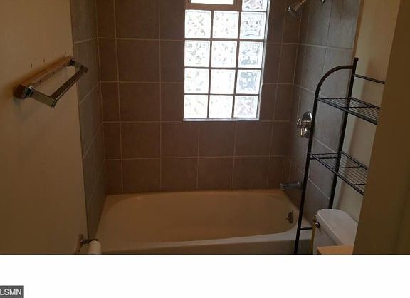 5th image of 3753 Emerson Ave N