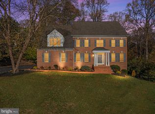 932 Hilltop Rd, Arnold, MD 21012