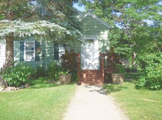 302 3rd St NW, Little Falls, MN 56345