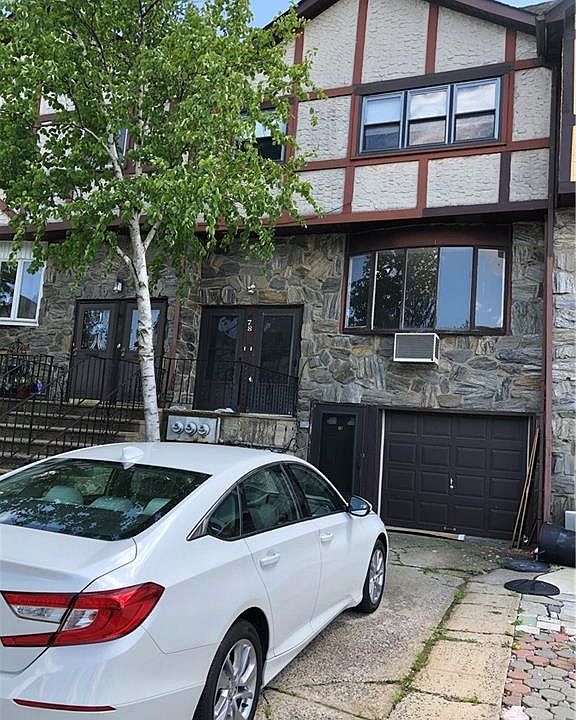 1st image of 78 Gary Ct