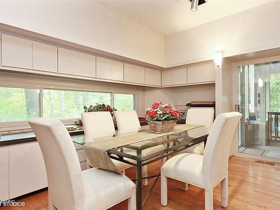 5th image of 19475 Dogwood Dr