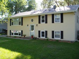 9032 Lexington Ave N, Circle Pines, MN 55014