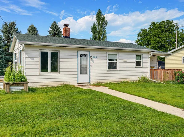 251 Dupont Ave NE, Hector, MN 55342