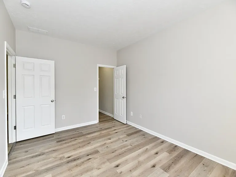 10454 Platinum Dr — Photo 5