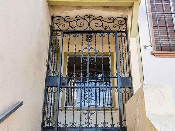 2nd image of 63 Florentine St
