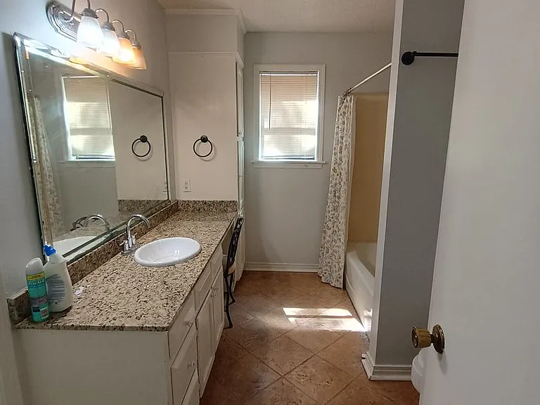 2452 Brightside Dr — Photo 8