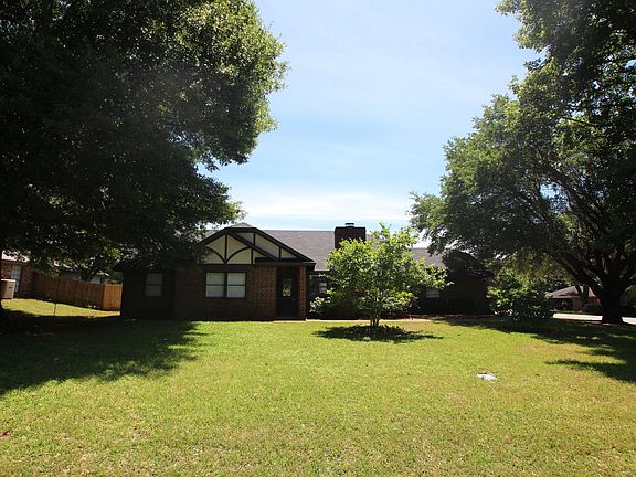 2nd image of 1013 Blue Quail Dr