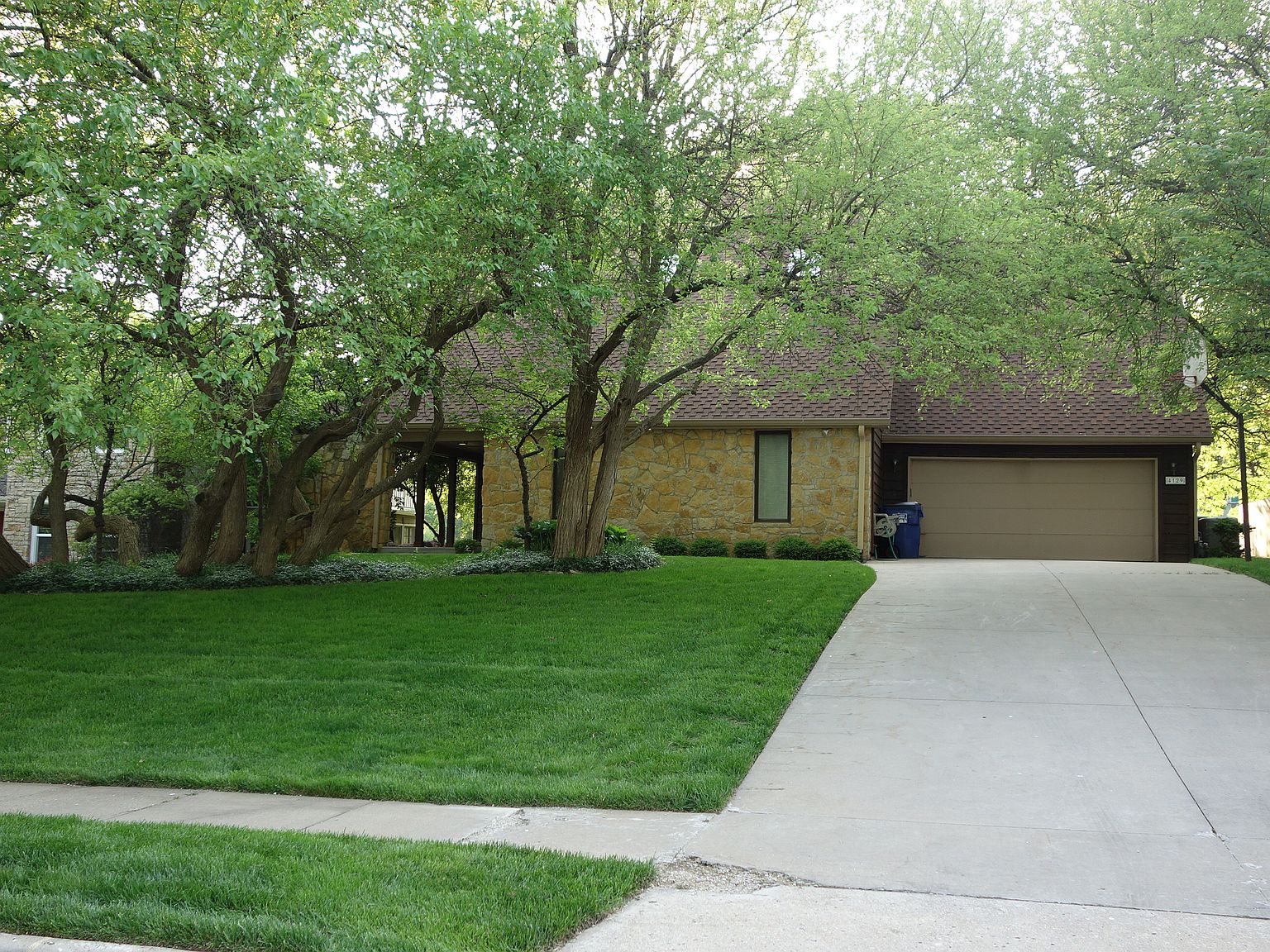 4129 Wimbledon Dr, Lawrence, KS 66047 Zillow